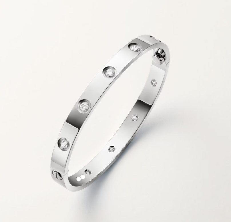 Radiant Mediuim 10 Diamonds Love Bracelet