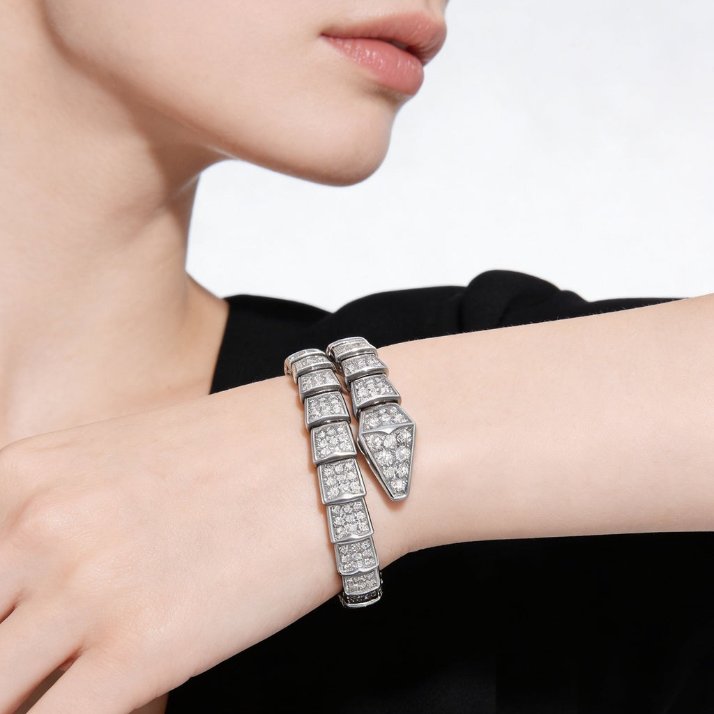 Serpenti Viper Pavé Scale Bracelet