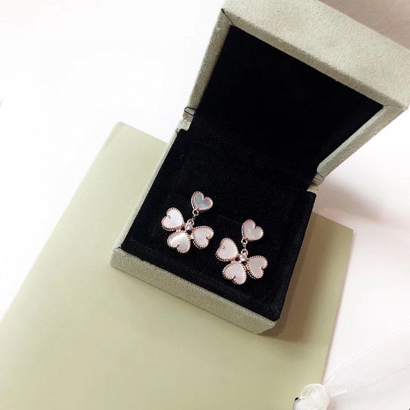 Sweet Alhambra Effeuillage Earrings