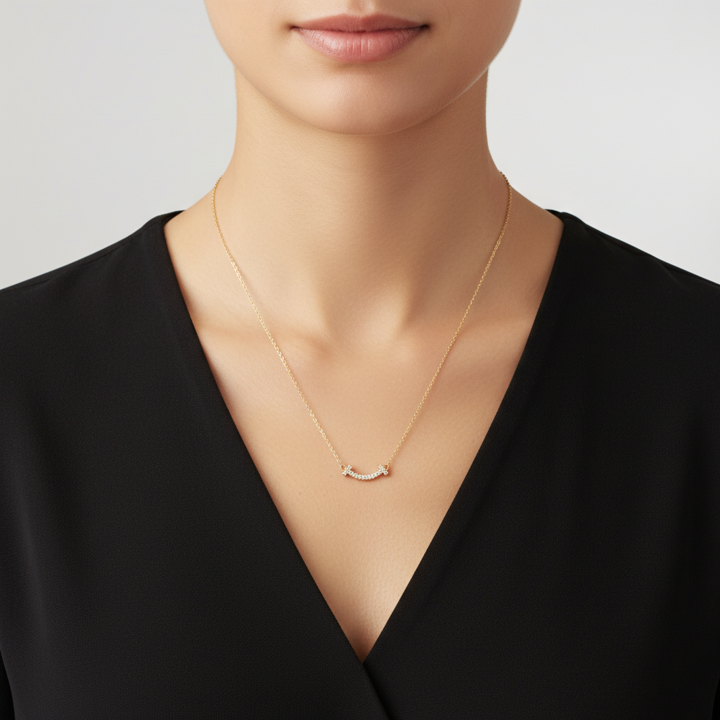 T Small Pendant Necklace