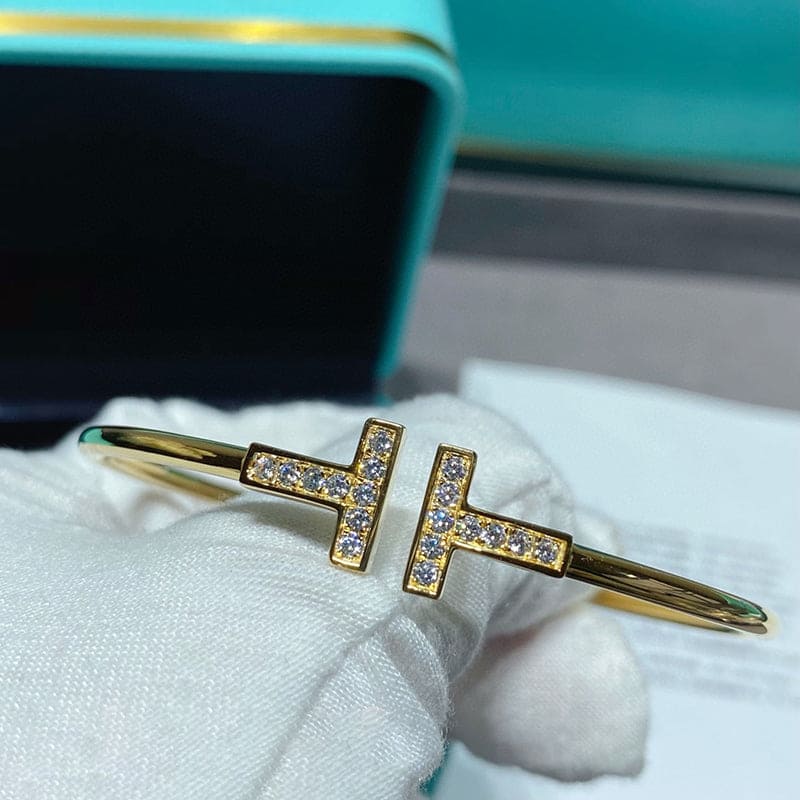 T Wire Bracelet Elegant