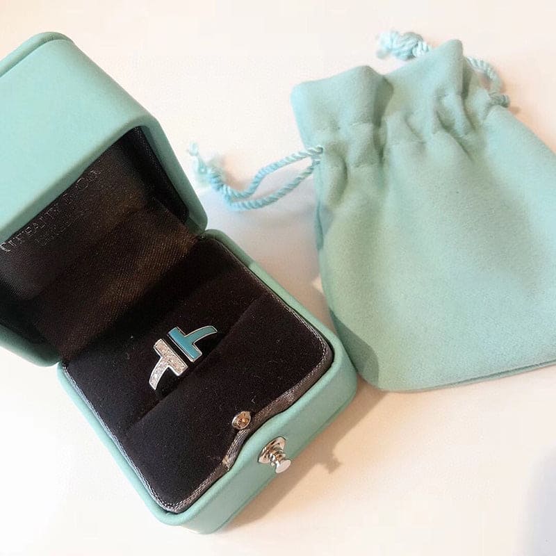 T Wire Ring With Turquoise