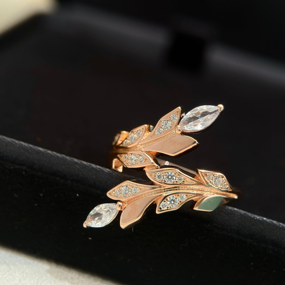 Vine Bypass Leaf Ring