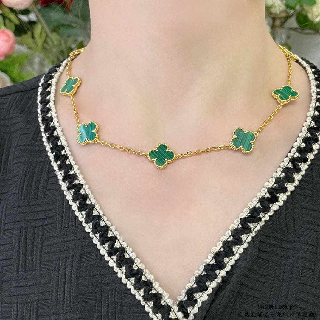 Vintage Alhambra Malachite 10 Motifs Elegance Necklace